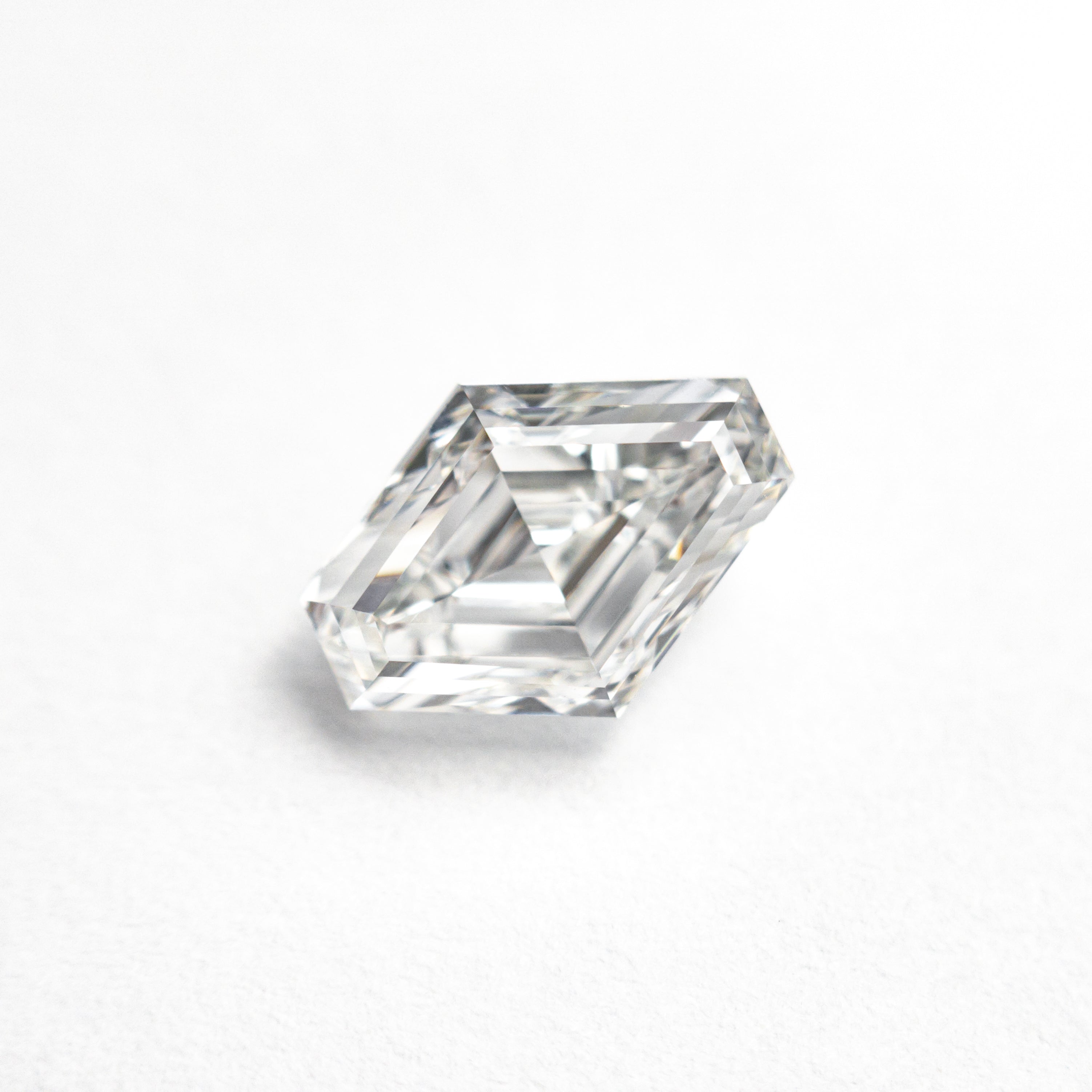 1.59ct 8.58x6.30x4.10mm GIA VS2 E Hexagon Step Cut 25908-01