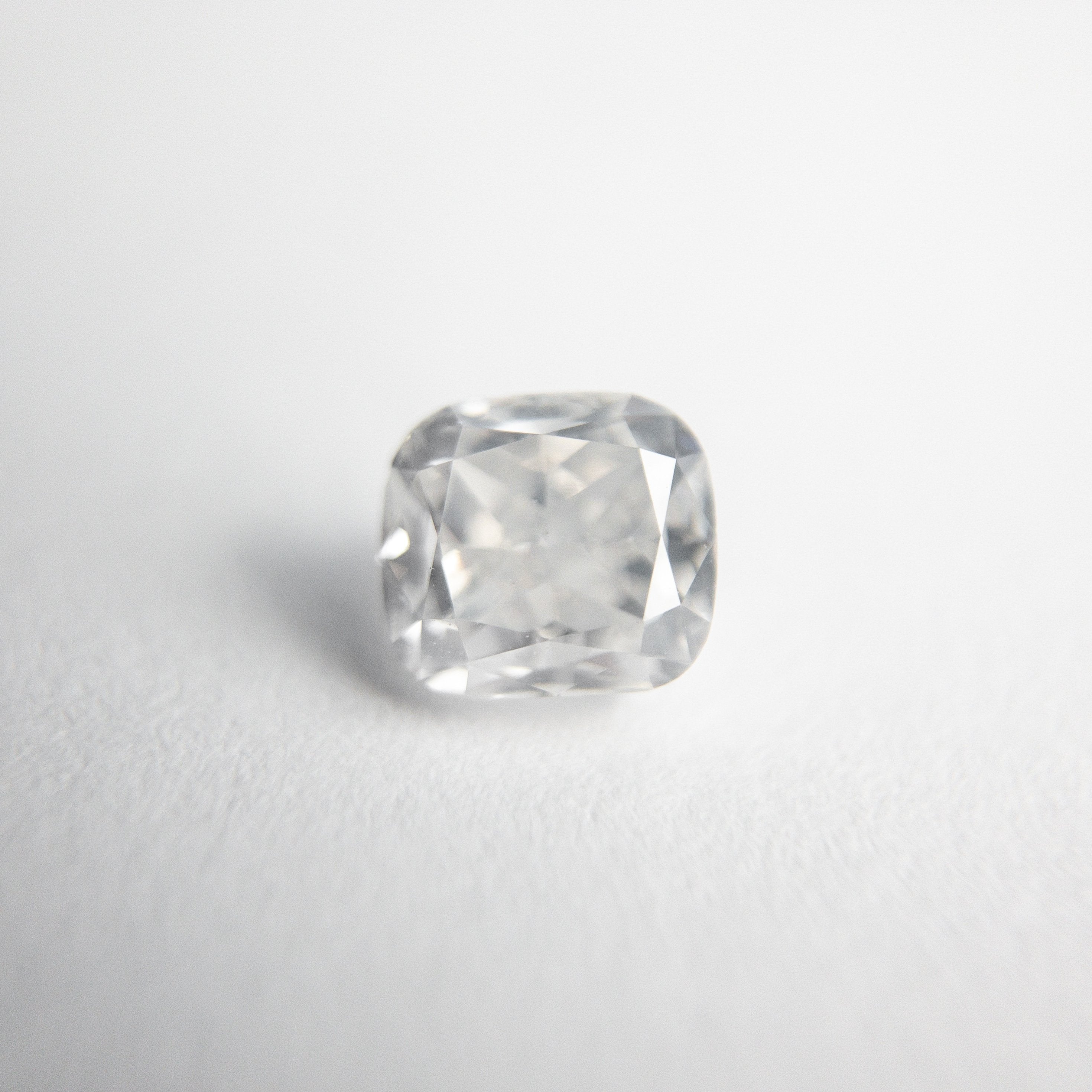 0.86ct 5.23x4.78x3.70mm Cushion Brilliant 18733-04