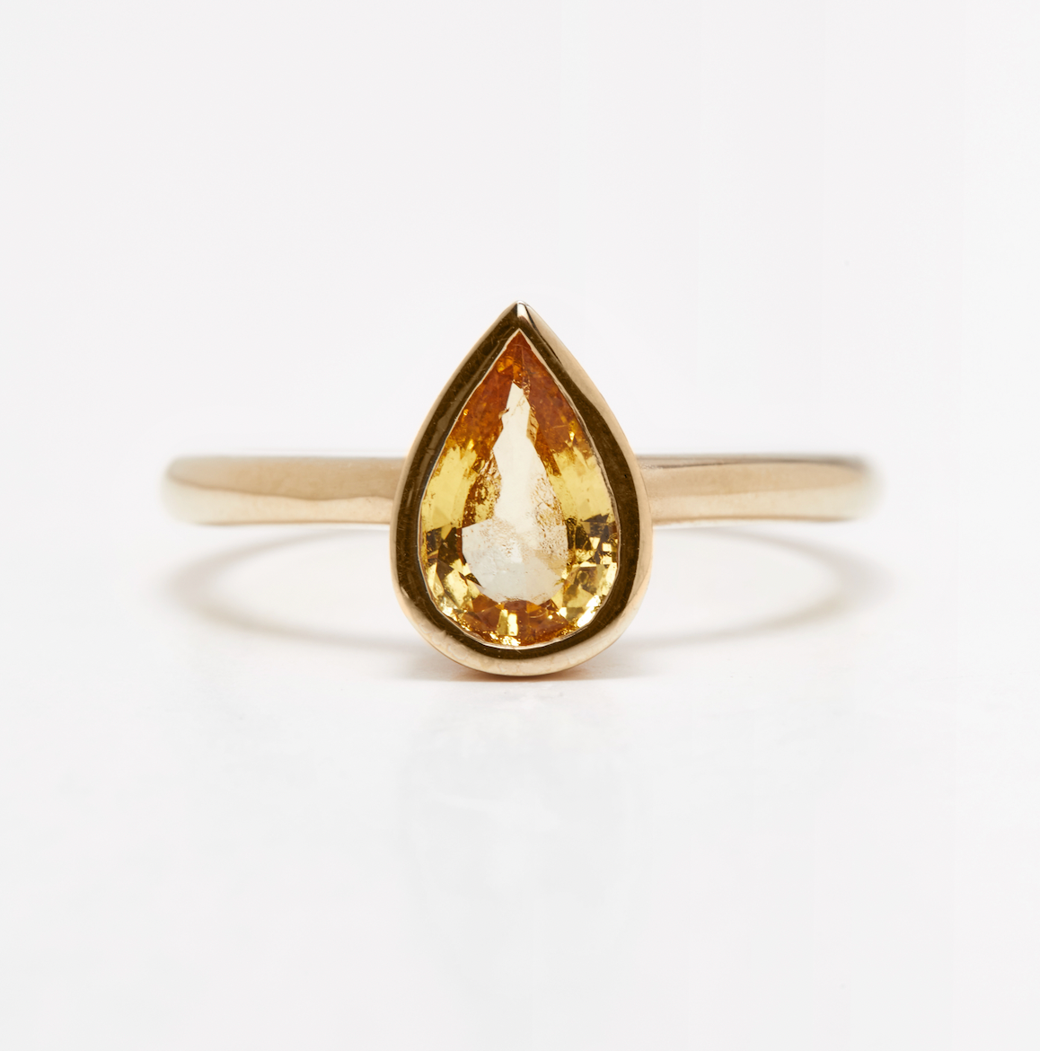 Pear shaped deals bezel ring